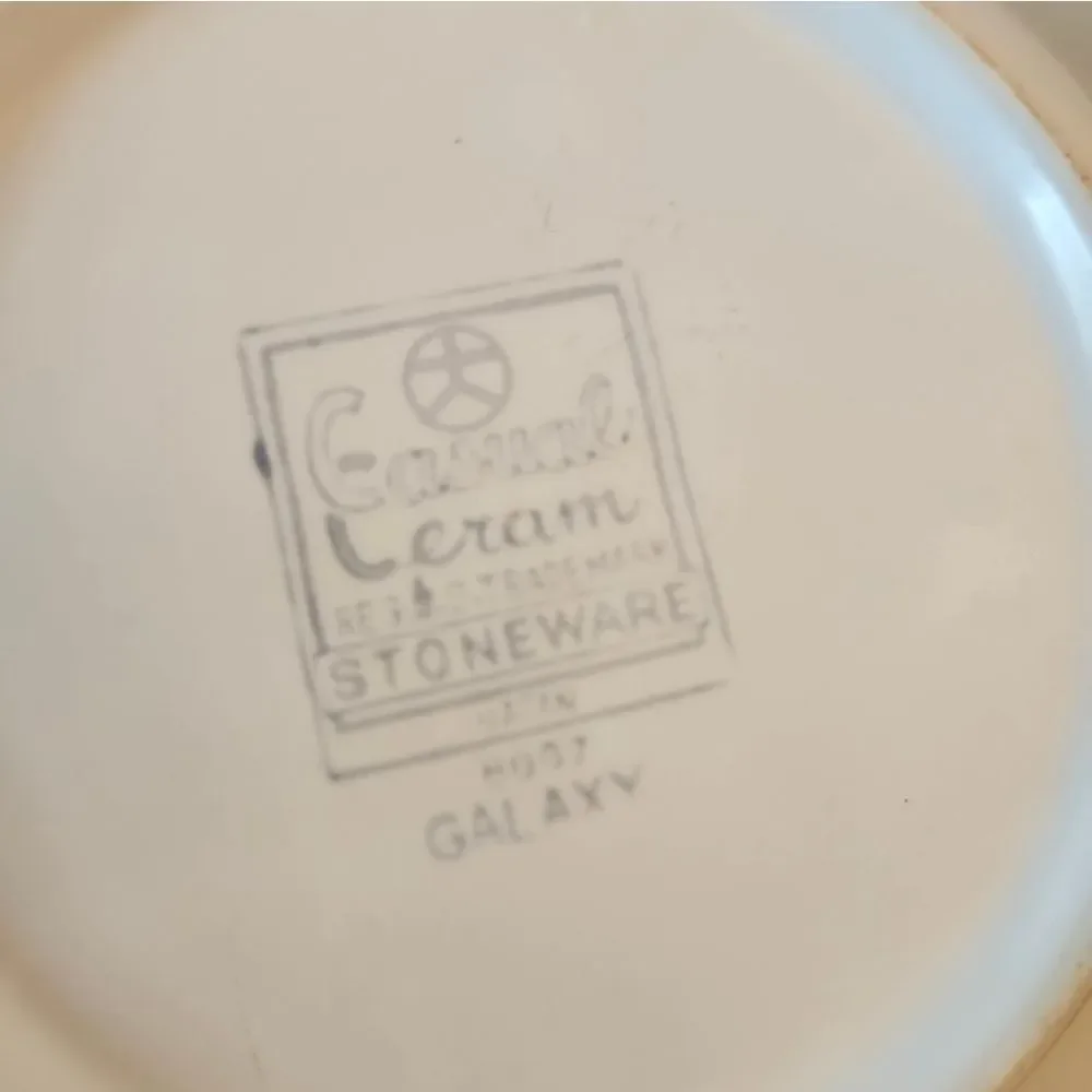 Vintage Pristine '60s Casual Ceram 
